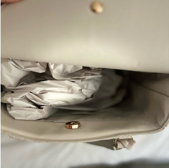 Valentino 🔽 Orlandi Tote Bag Quilted  Original V in luxurious bone - Picture 6 of 8